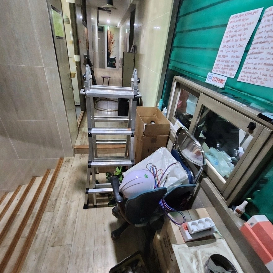 종로 고시원 화재 수리 공사 · 실내 복구 작업 준비